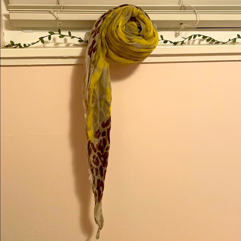Yellow, brown and gray cheetah print scarf